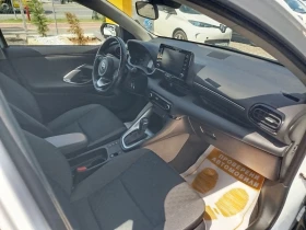 Toyota Yaris Hybird / 1.5 / 116 к.с. / e-CVT, снимка 12
