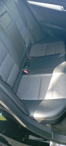 Mercedes-Benz C 220 AVANGARDE, снимка 10