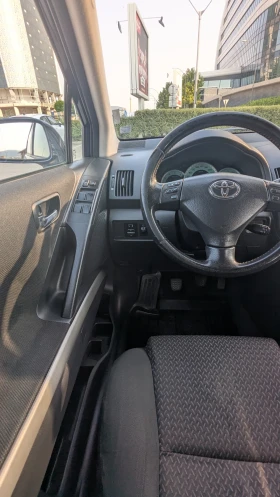 Обява за продажба на Toyota Corolla verso ~7 400 лв. - изображение 7