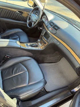 Mercedes-Benz E 320, снимка 7 - Автомобили и джипове - 53639190