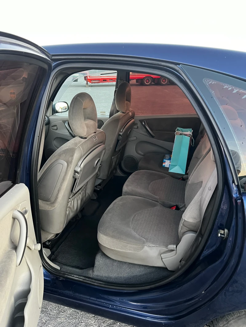 Citroen Xsara picasso 1.6 HDI 109 k.н, снимка 6 - Автомобили и джипове - 47956751