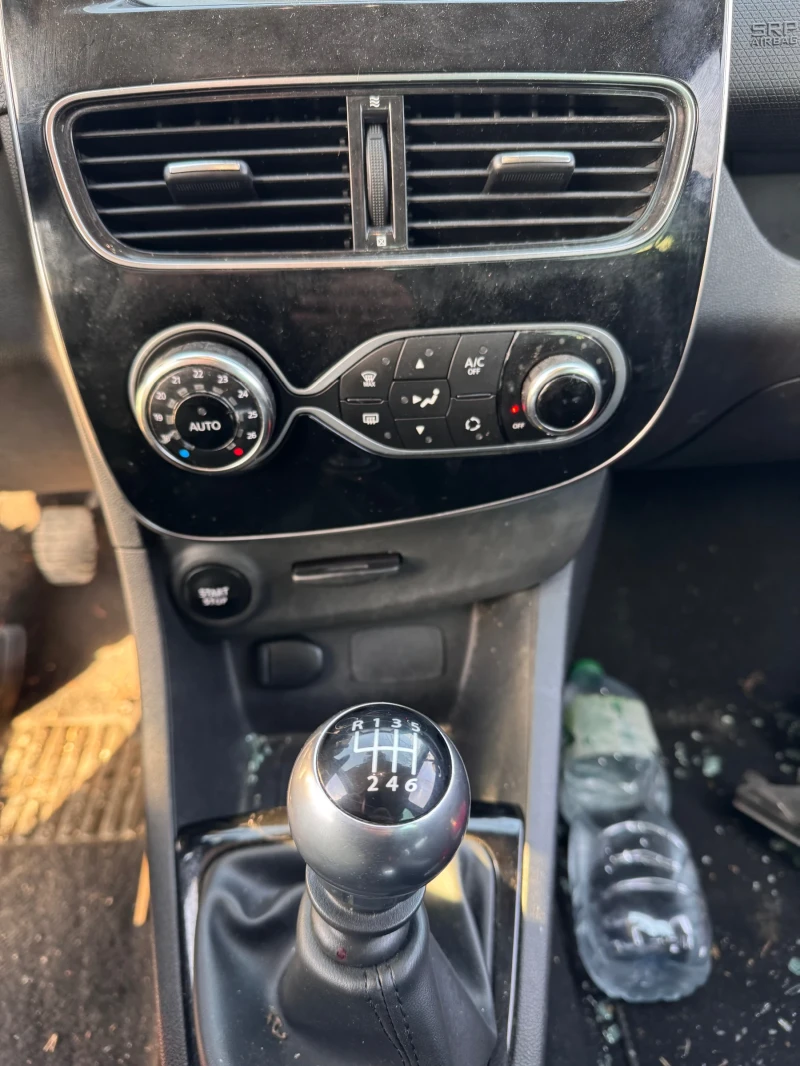 Renault Clio 1.5dCi/ 110cv, снимка 6 - Автомобили и джипове - 48323707