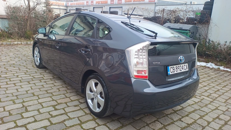 Toyota Prius Отлична ! Газова уредба !, снимка 6 - Автомобили и джипове - 48561105