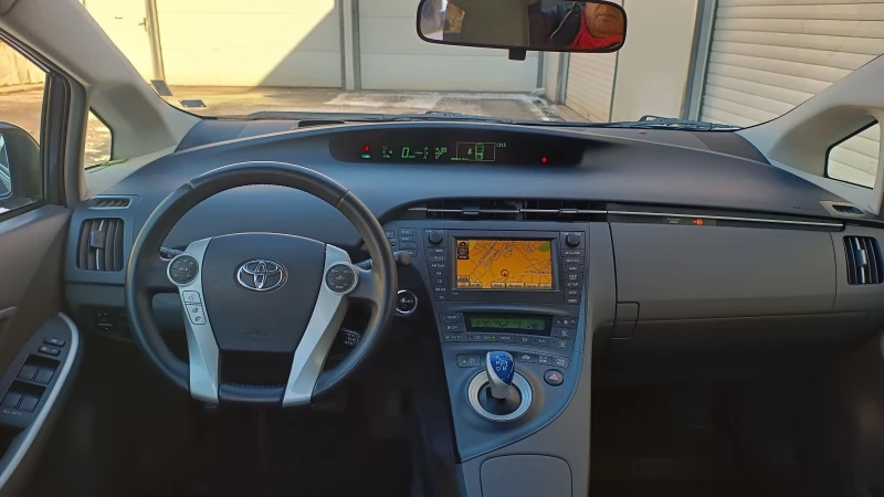 Toyota Prius Отлична ! Газова уредба !, снимка 13 - Автомобили и джипове - 48561105