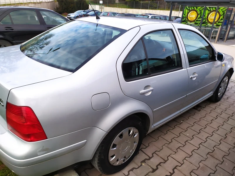 VW Bora Bora, снимка 6 - Автомобили и джипове - 49113544