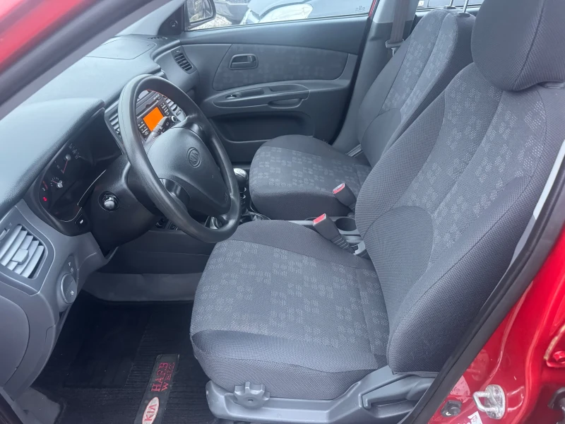 Kia Rio 1.4i KLiMA 150000km., снимка 5 - Автомобили и джипове - 52733521