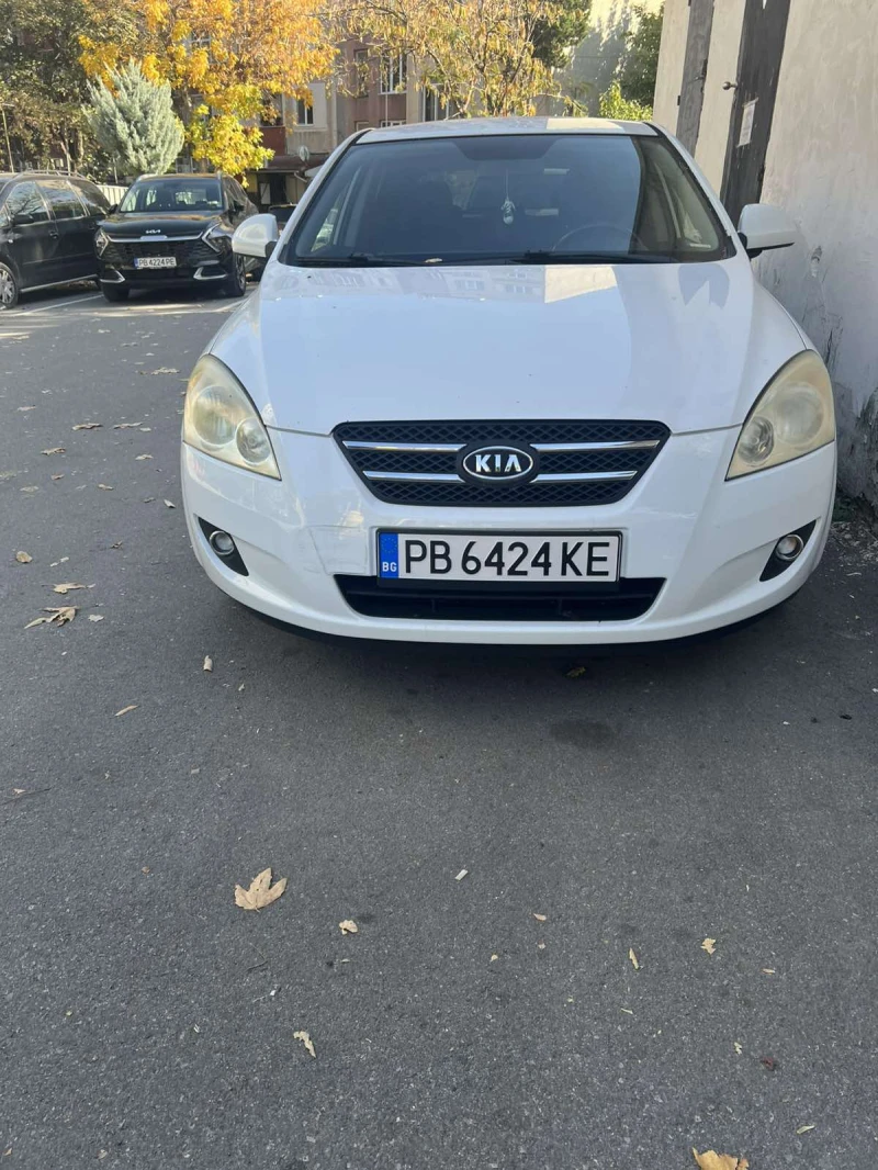 Kia Ceed, снимка 2 - Автомобили и джипове - 52540961