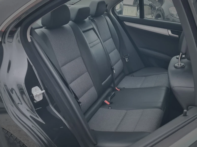Mercedes-Benz C 200 CDI, снимка 11 - Автомобили и джипове - 52754466