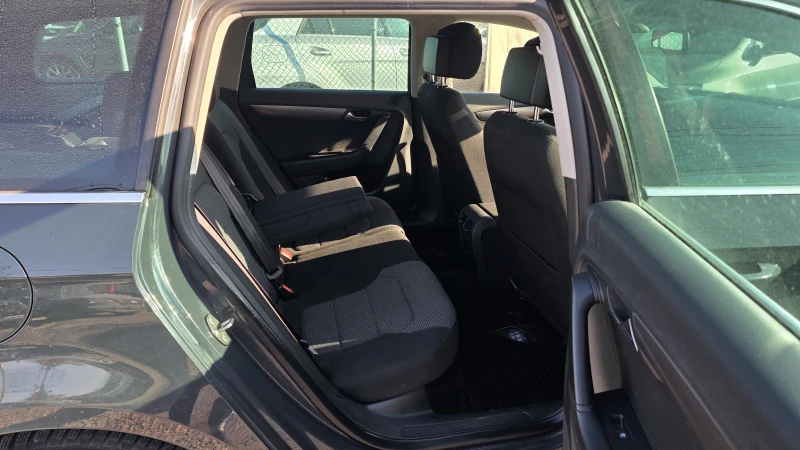 VW Passat 2.0-140кс-6ск, снимка 13 - Автомобили и джипове - 52854616