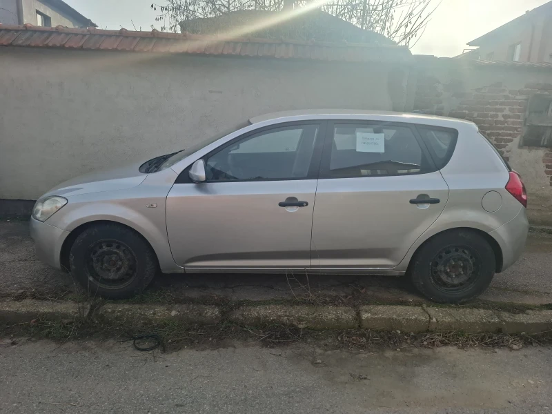 Kia Ceed, снимка 2 - Автомобили и джипове - 52894102