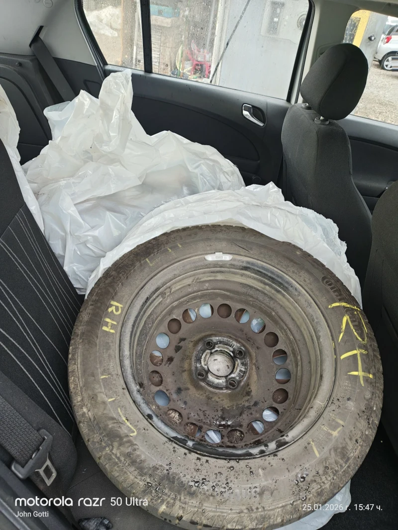 Opel Corsa 1.4i 90 k.c. 4 цилиндъра, климатик, 108000км. , снимка 13 - Автомобили и джипове - 53222150