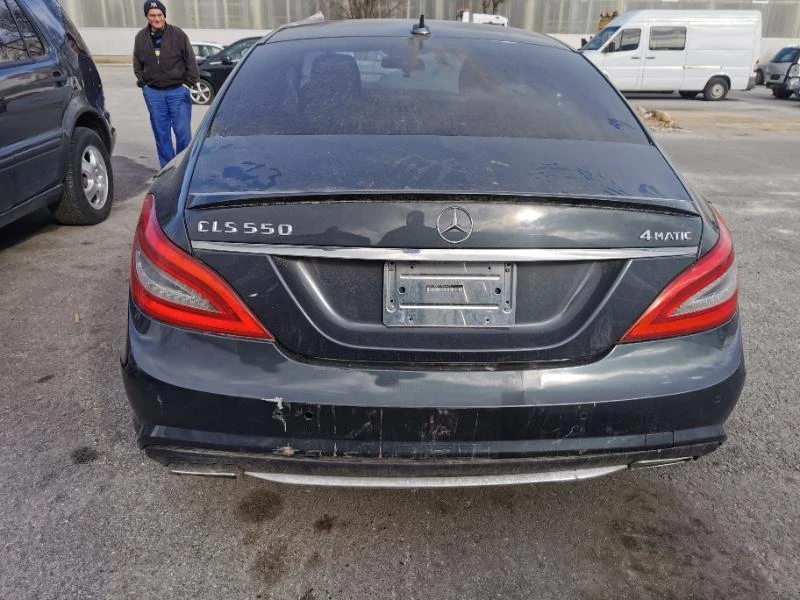 Mercedes-Benz CLS 500 На части 500 би турбо , снимка 5 - Автомобили и джипове - 47459915