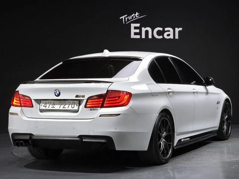BMW 520 d M | КАМЕРА| HEAD UP| ПОДГРЕВ| ПАМЕТ| PANO, снимка 2 - Автомобили и джипове - 55747568