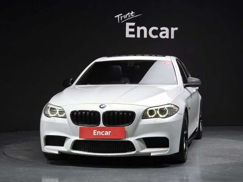 BMW 520 d M | КАМЕРА| HEAD UP| ПОДГРЕВ| ПАМЕТ| PANO, снимка 3 - Автомобили и джипове - 55747568
