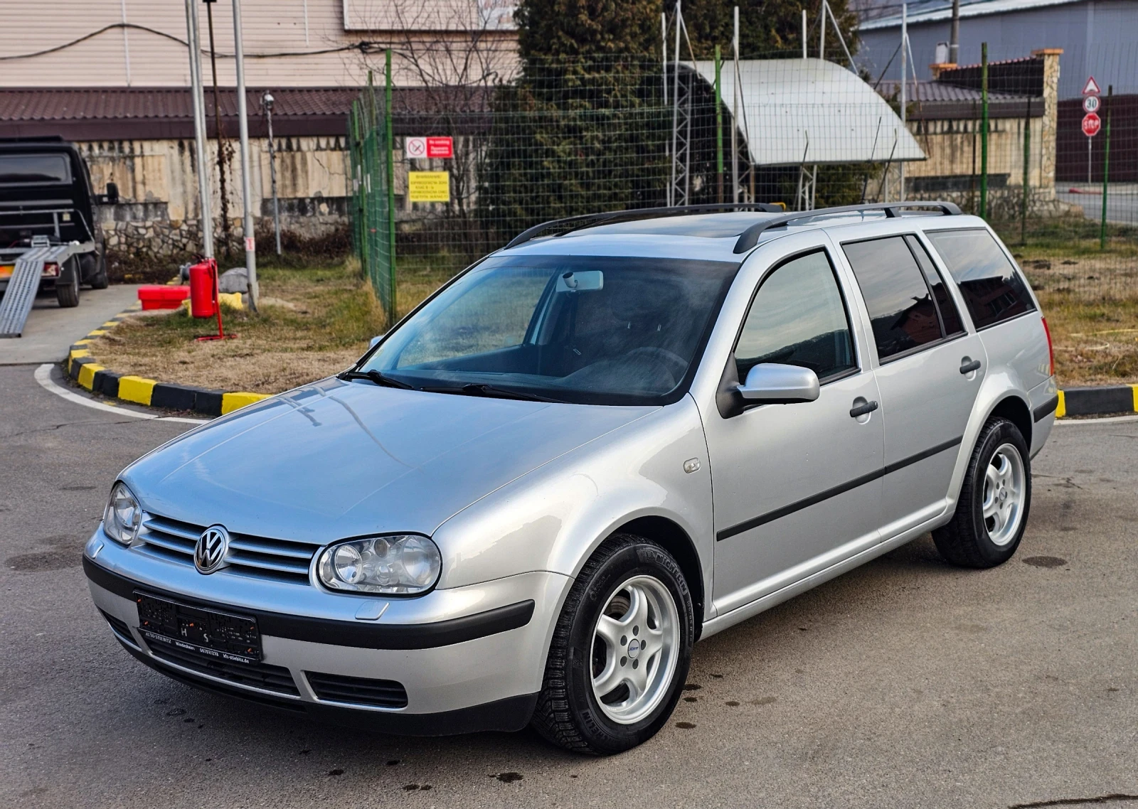 VW Golf 1.9TDI 101hp Special Edition  - изображение 2