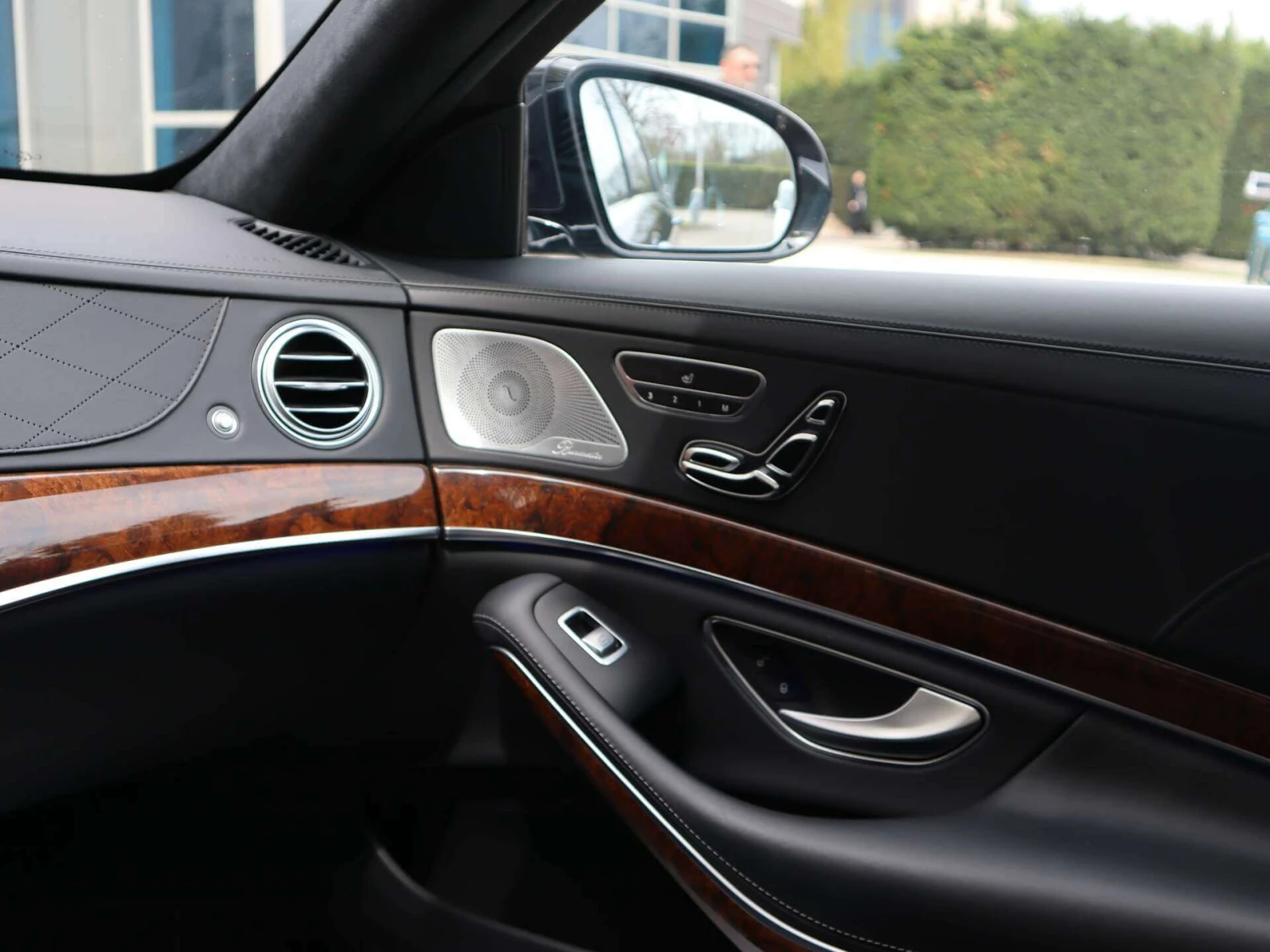 Mercedes-Benz S 500 AMG/Long/Burmester/RSE/Pano/Alcantar/4Matic - изображение 8
