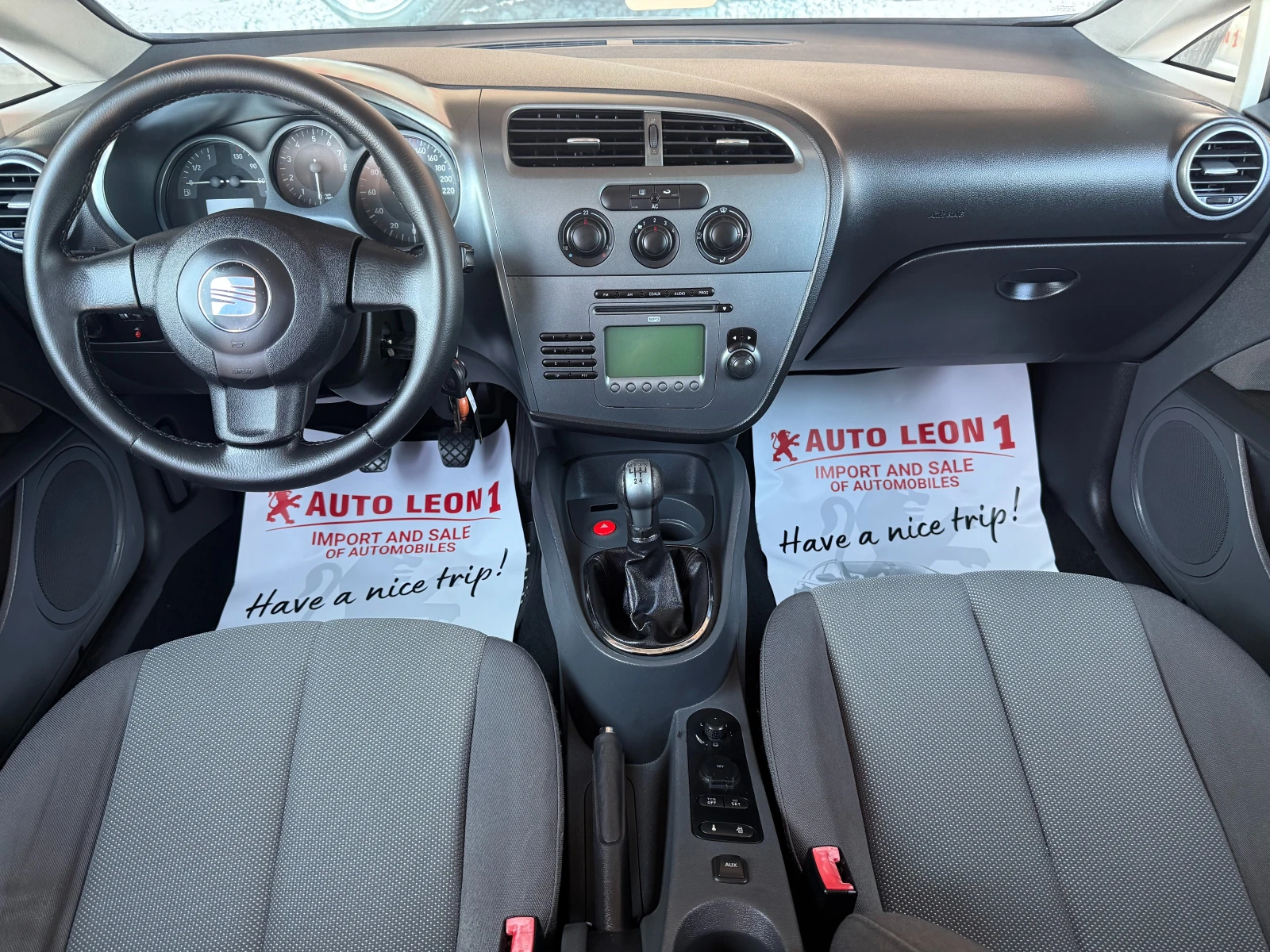 Seat Leon 1.6i 102kc - изображение 8