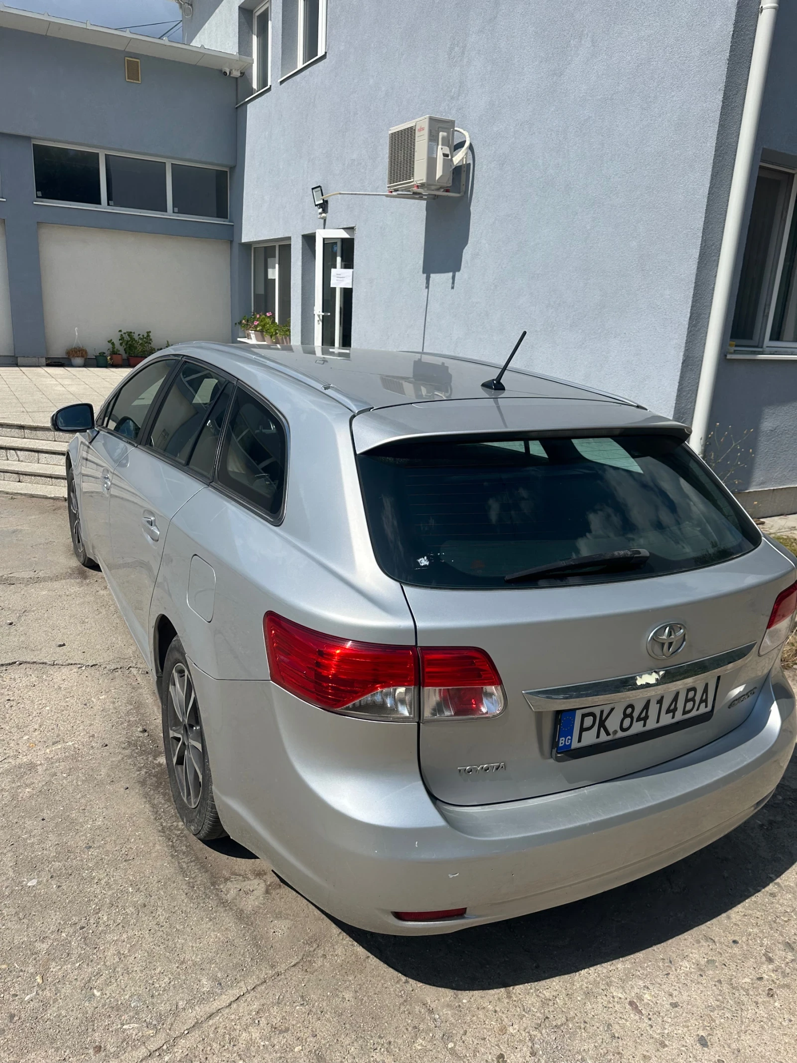 Toyota Avensis  - изображение 4