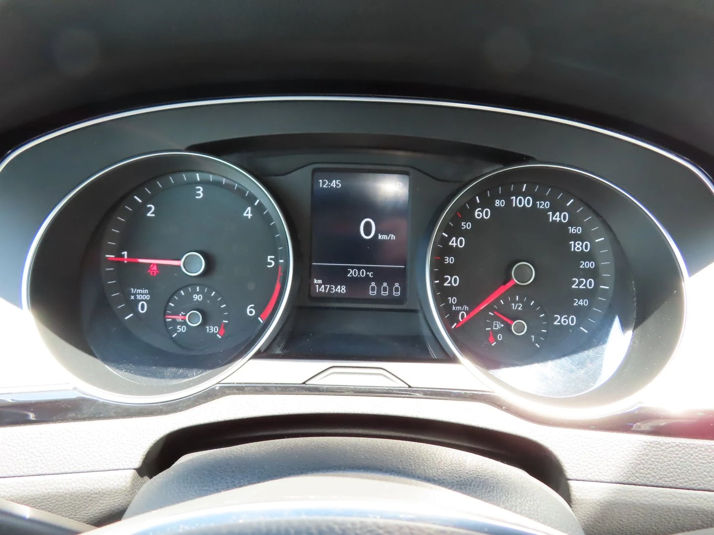 VW Passat Comfortline 2.0TDI BMT - изображение 7