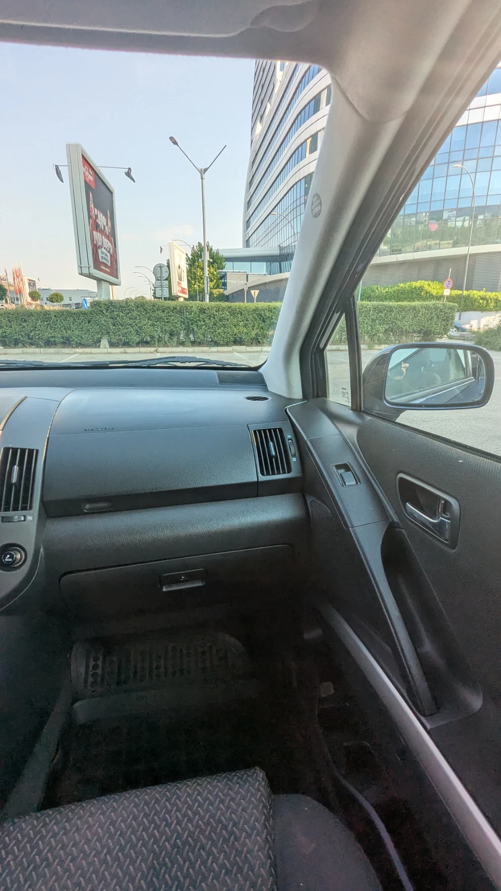 Toyota Corolla verso  - изображение 7