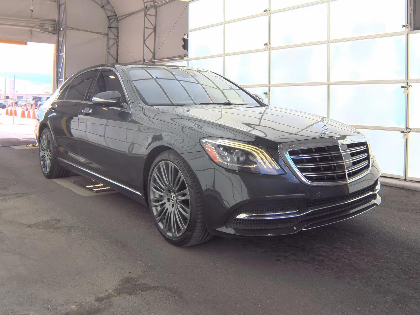 Mercedes-Benz S 560 DISTRONIK* BURMASTER* МАСАЖ* ОБДУХ* 360* LANE ASSI - изображение 3