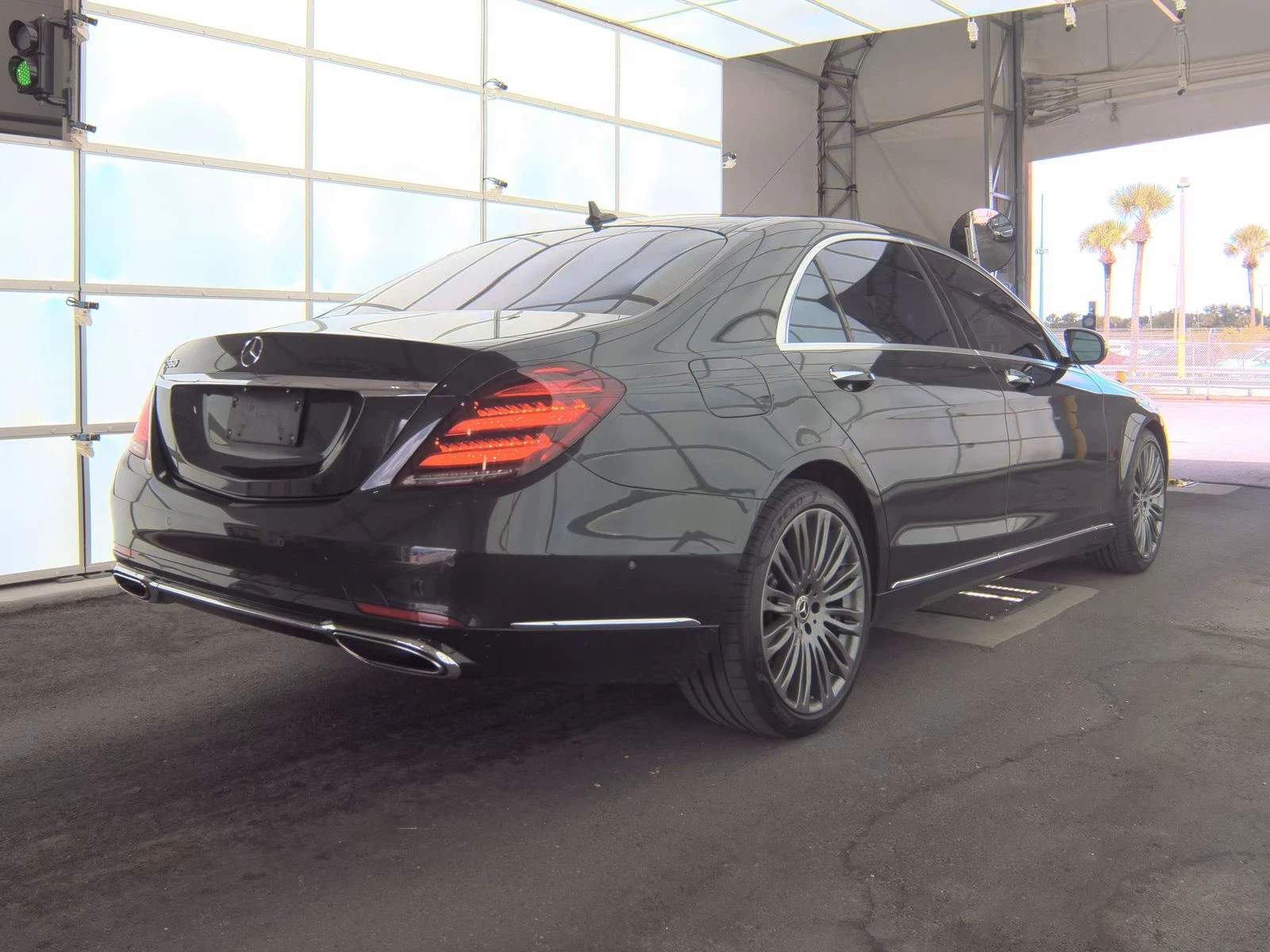 Mercedes-Benz S 560 DISTRONIK* BURMASTER* МАСАЖ* ОБДУХ* 360* LANE ASSI - изображение 5