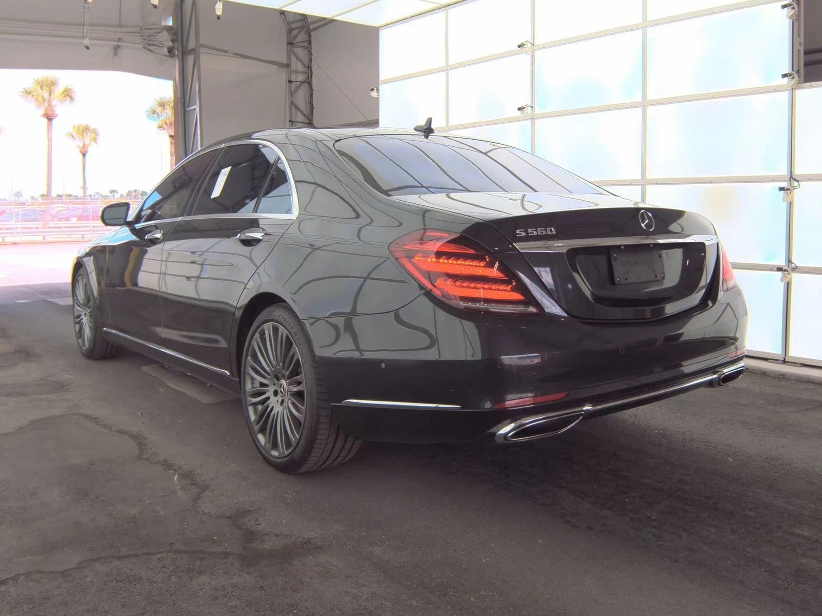 Mercedes-Benz S 560 DISTRONIK* BURMASTER* МАСАЖ* ОБДУХ* 360* LANE ASSI - изображение 6