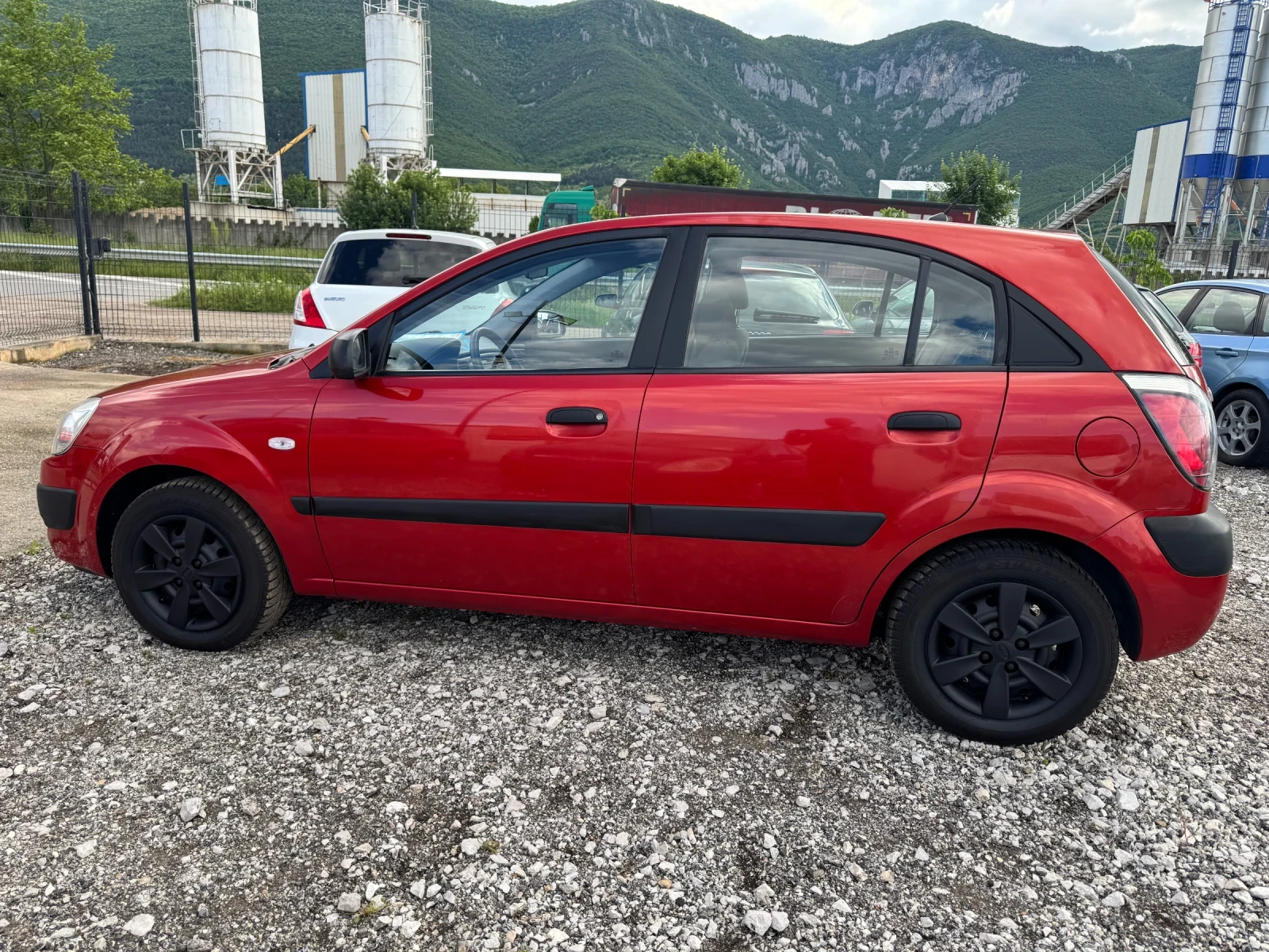 Kia Rio 1.4i KLiMA 155000km., снимка 4 - Автомобили и джипове - 53973663