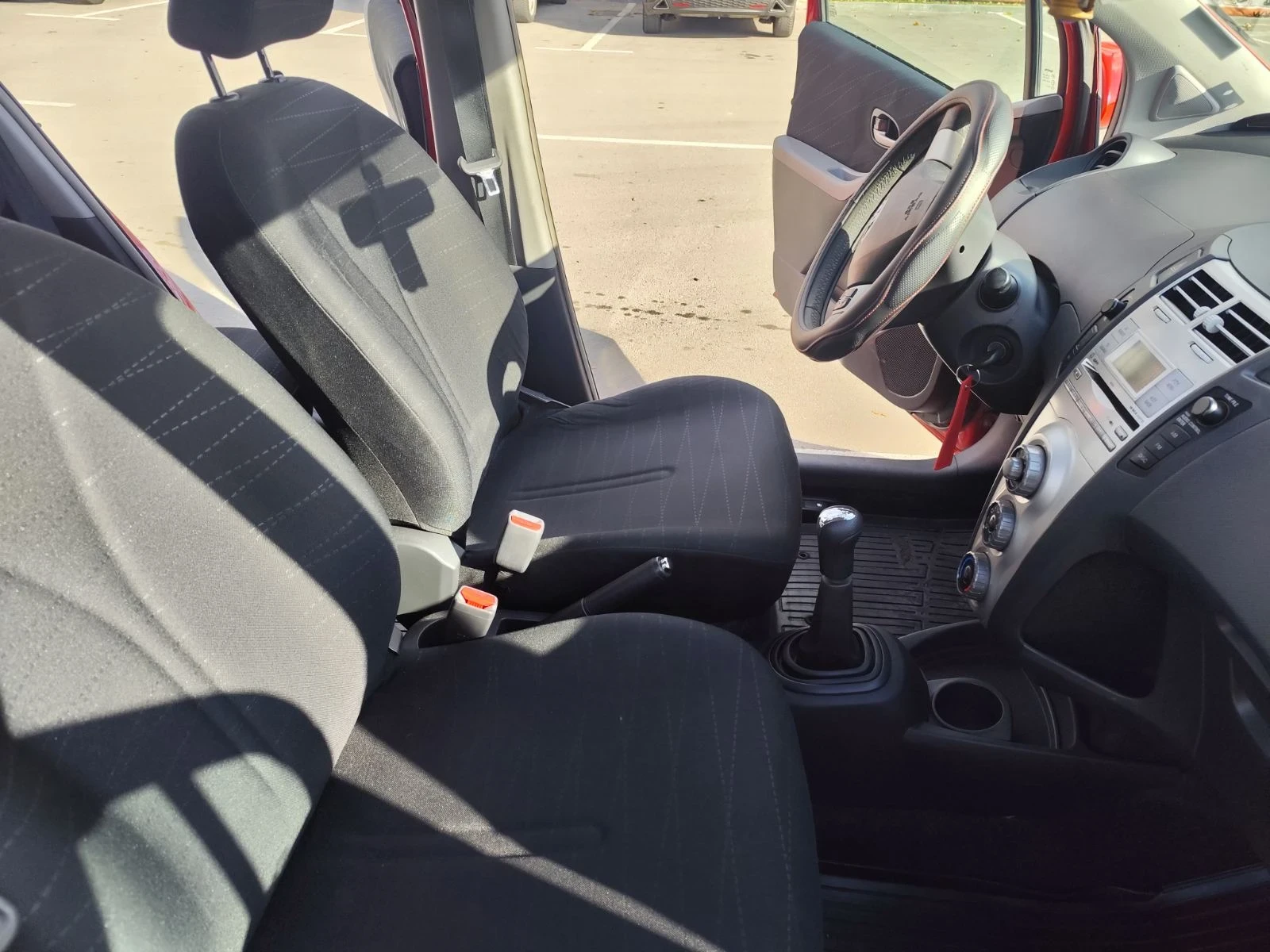 Toyota Corolla 1.4D4D - изображение 7