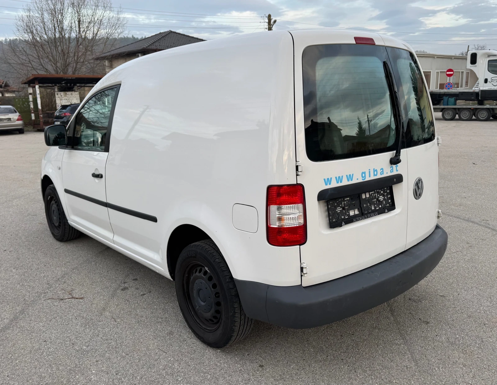 VW Caddy РЕАЛНИ 183000КМ - изображение 4