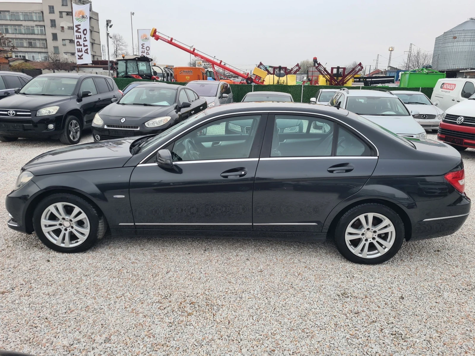 Mercedes-Benz C 200 CDI - изображение 8