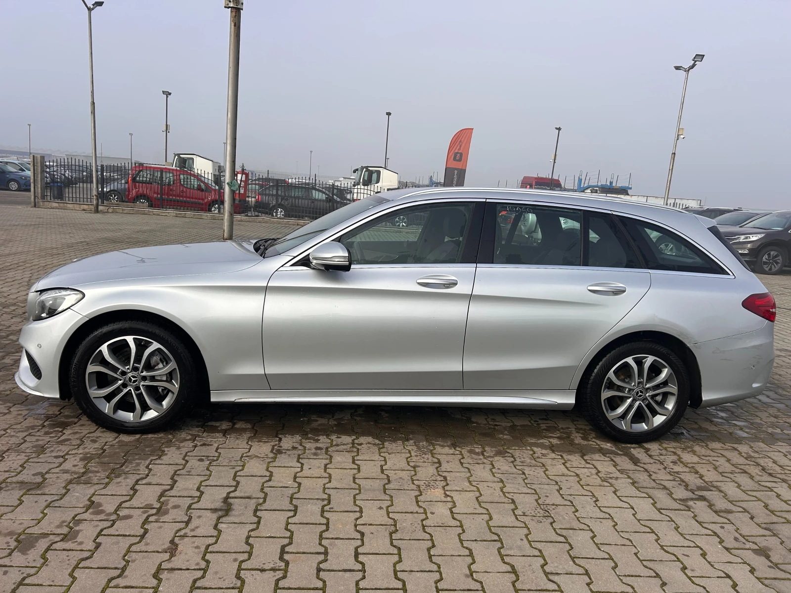 Mercedes-Benz C 180 CGI AMG LINE KOJA/NAVI EURO 6 - изображение 9