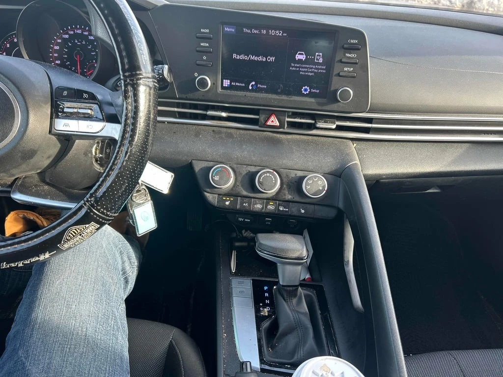 Hyundai Elantra 2022 Essential * БЕЗ ПЪРВОНАЧАЛНА ВНОСКА - изображение 9