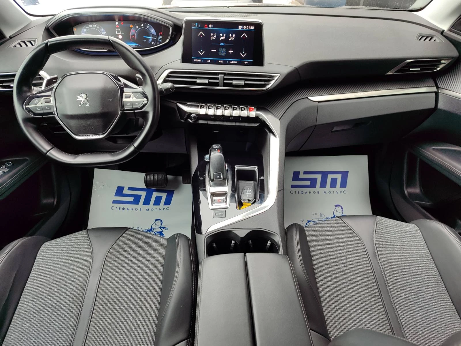 Peugeot 3008 ALLURE  1.2 PureTech (130hp) AT8 - изображение 10