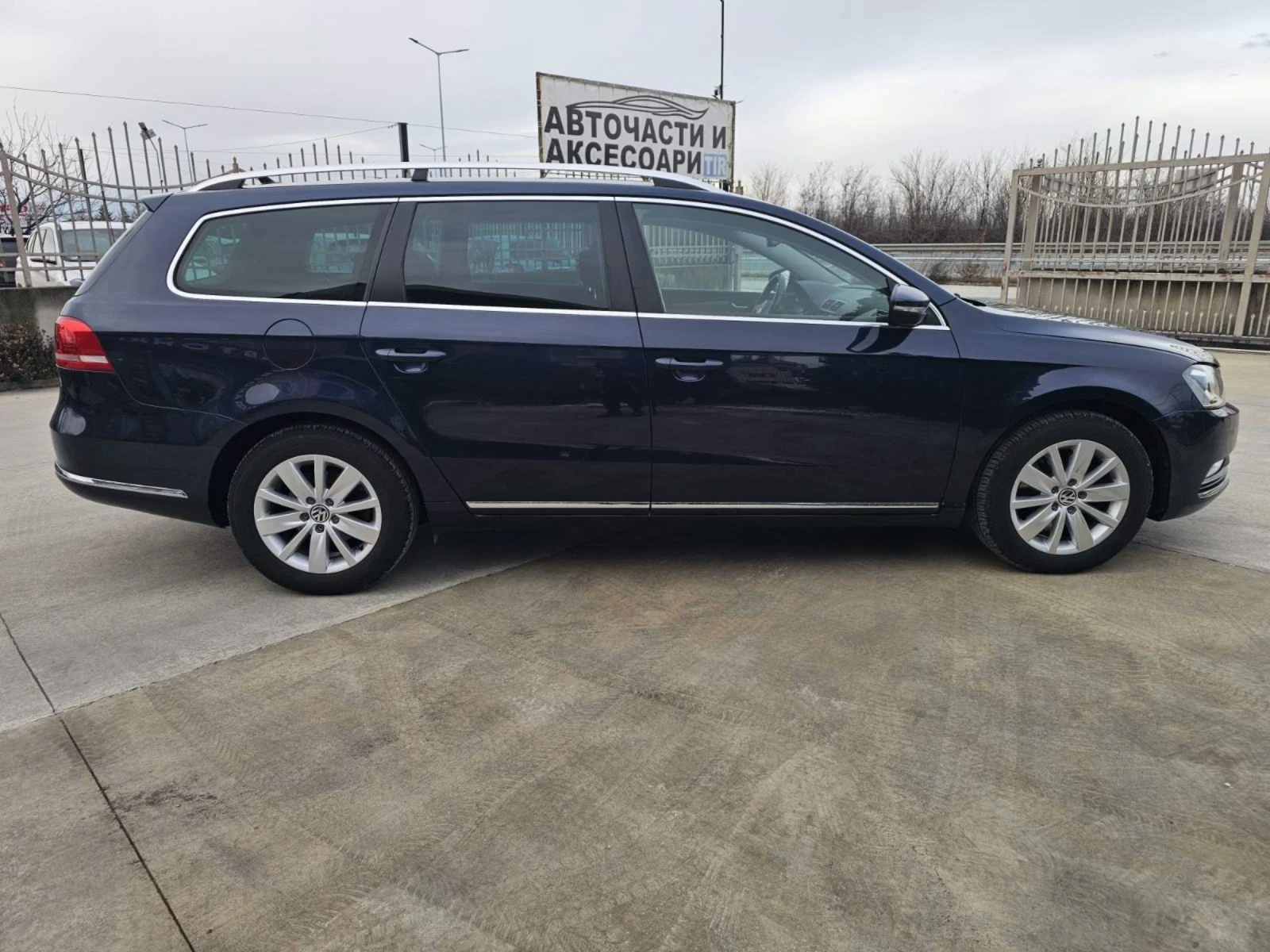 VW Passat 2.0 TDI/ 140 �.�./ BLUEMOTION/ NAVI/ LED | Mobile.bg � ����������� 7