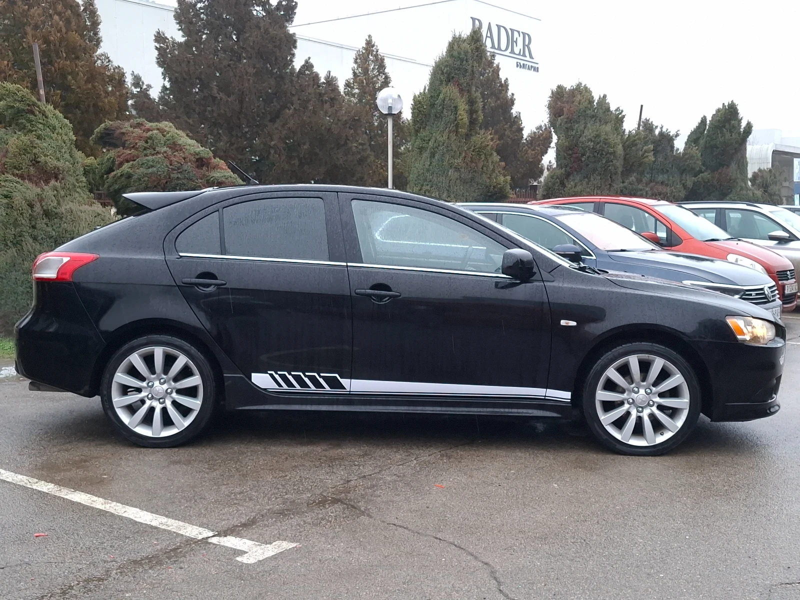 Mitsubishi Lancer 1.8i * АВТОМАТИК * КЛИМАТИК * РЕГИСТРИРАН *  - изображение 7