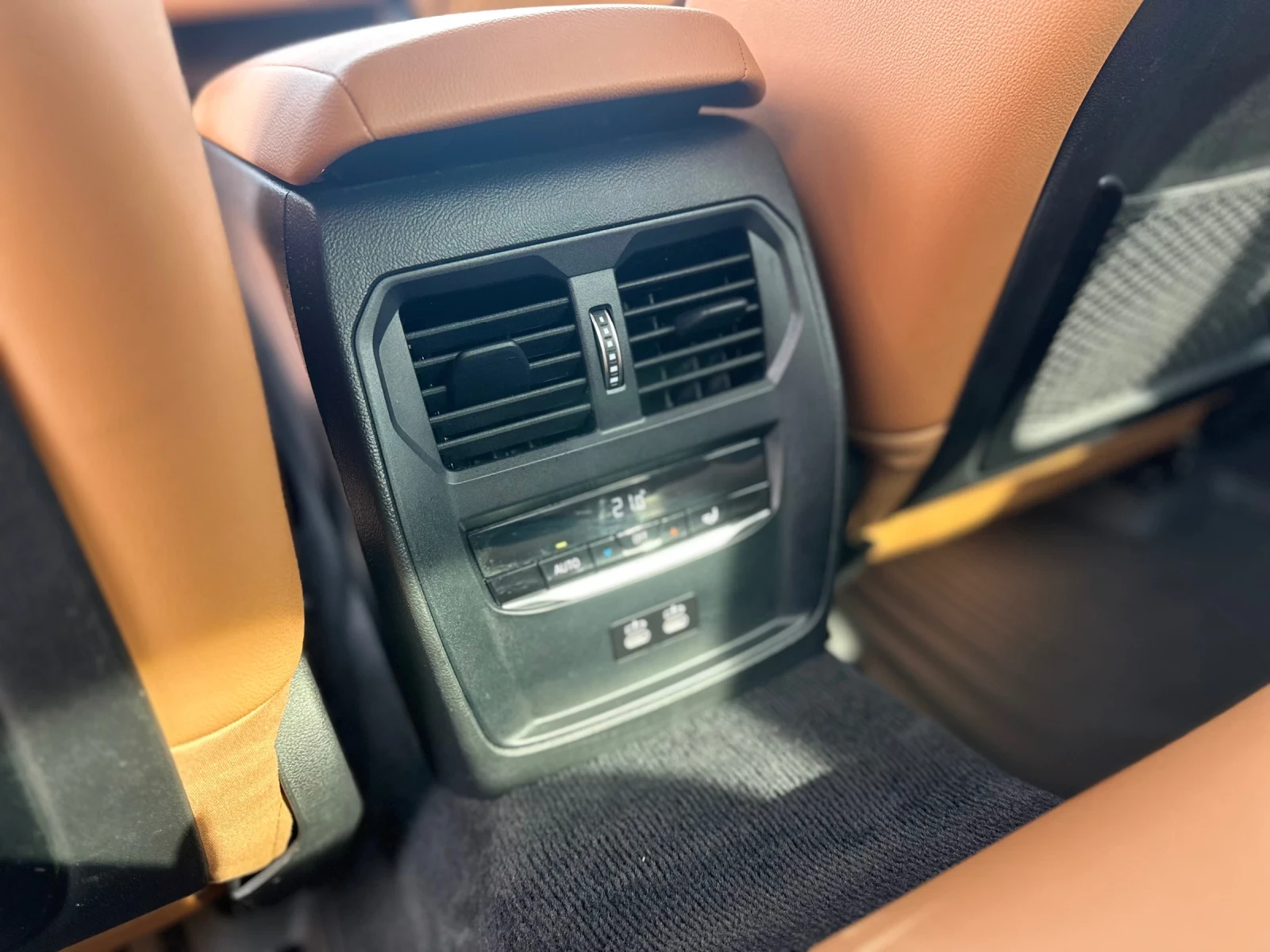 BMW 330 2.0 twin power turbo, снимка 13 - Автомобили и джипове - 53774136