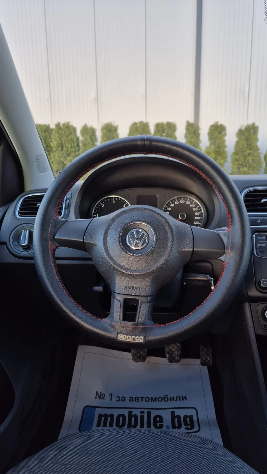 VW Polo 1.6 TDI, снимка 15 - Автомобили и джипове - 53776596