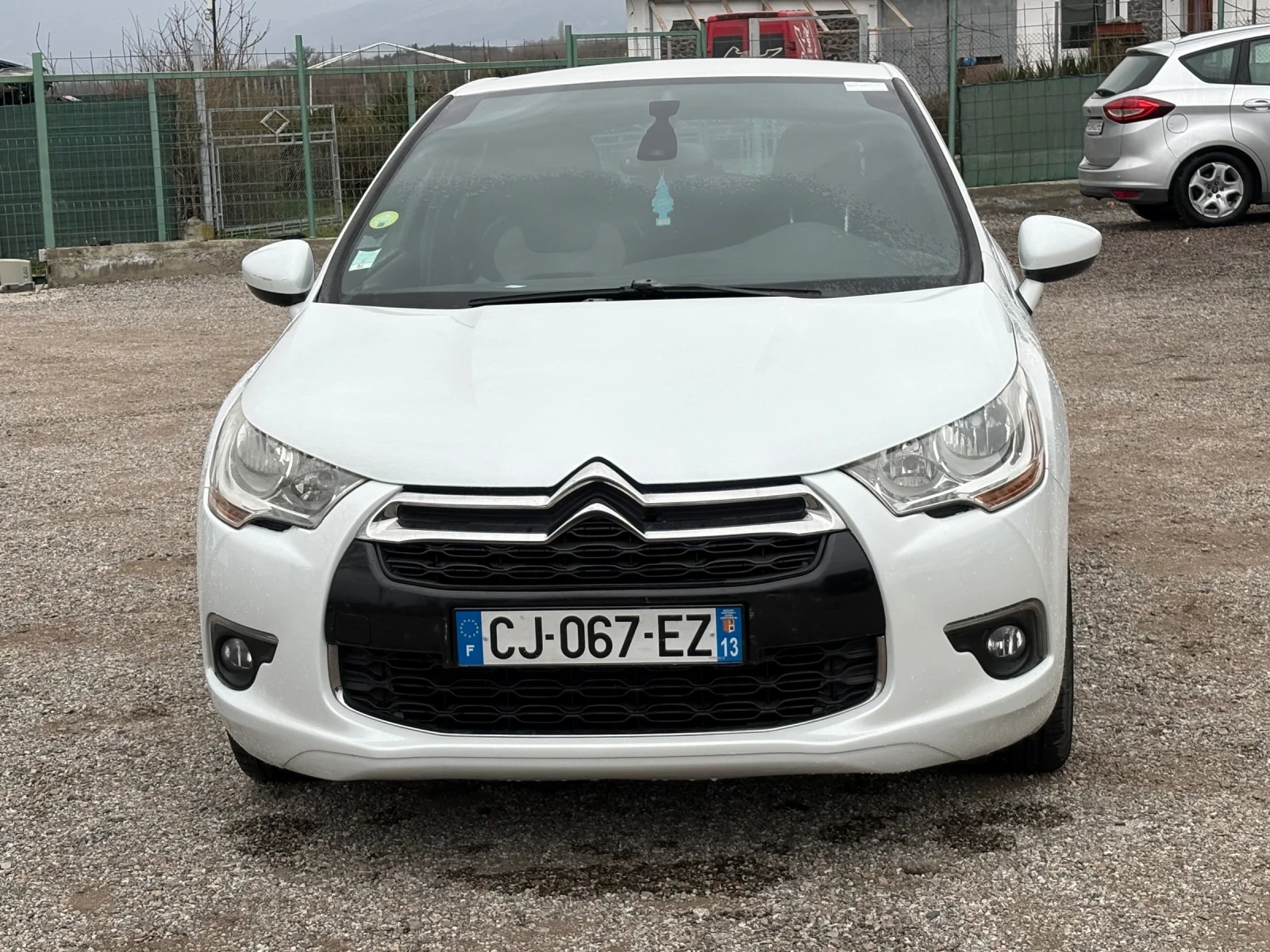 Citroen DS4, снимка 2 - Автомобили и джипове - 53895574