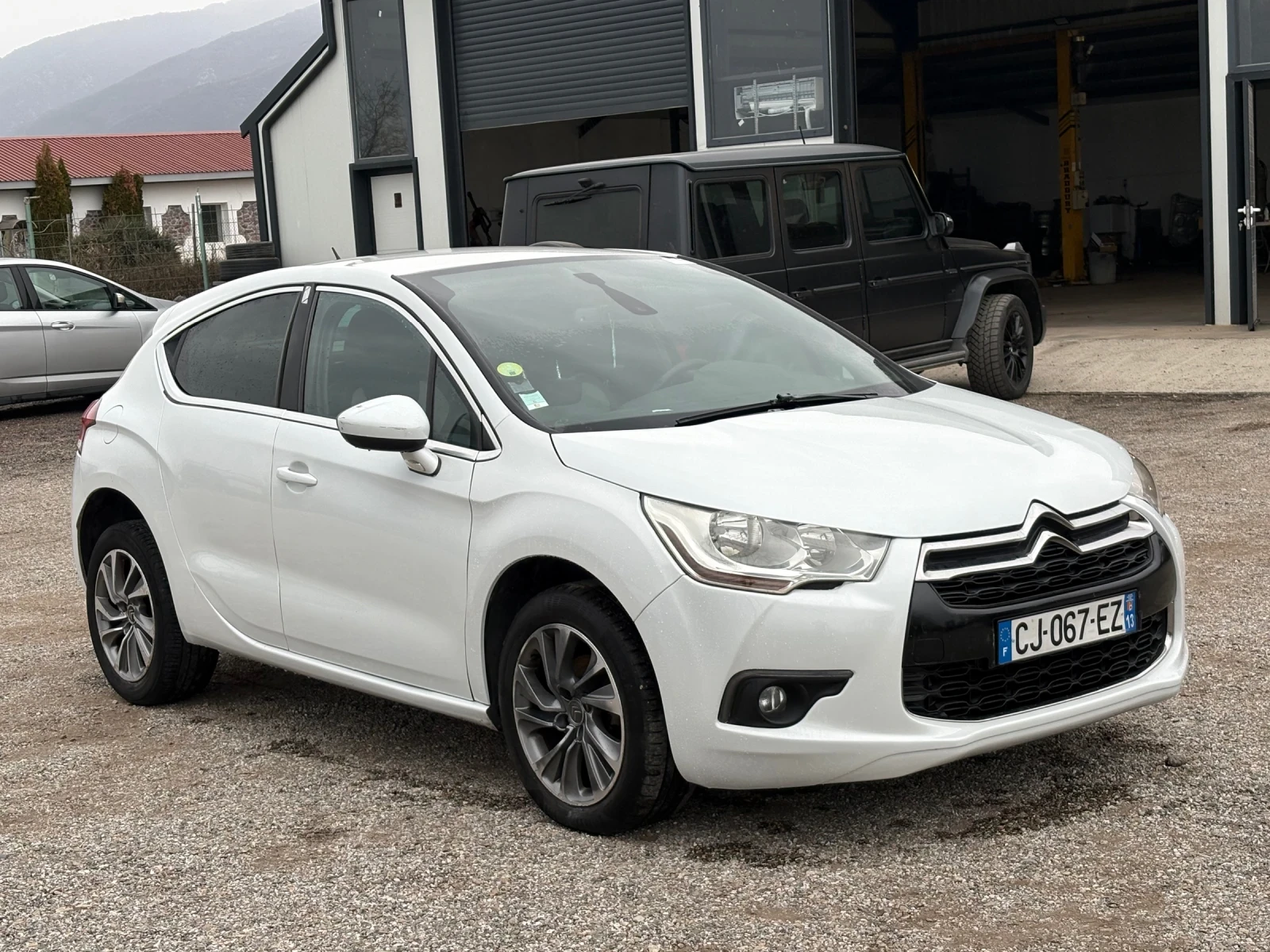 Citroen DS4, снимка 3 - Автомобили и джипове - 53895574