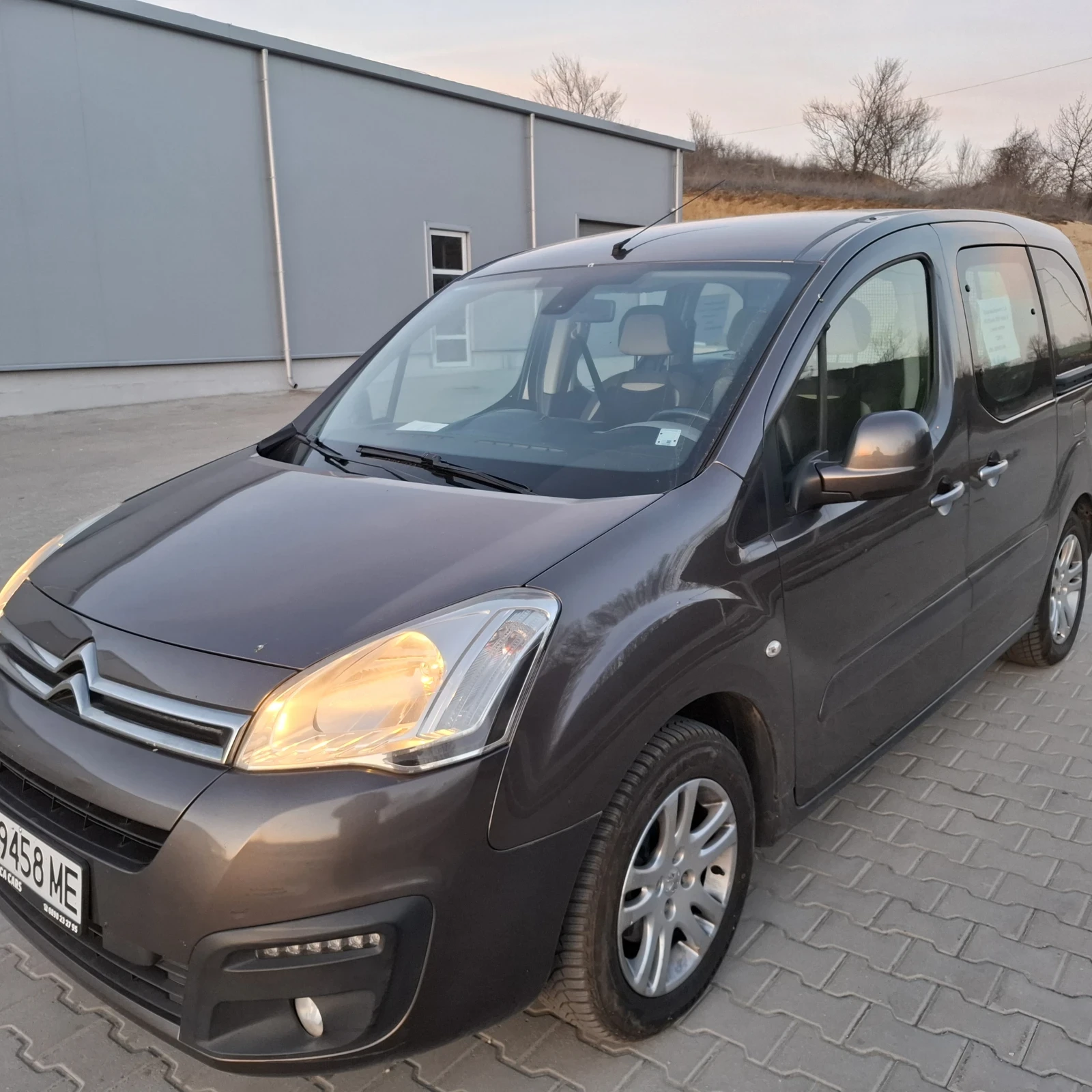 Citroen Berlingo, снимка 4 - Автомобили и джипове - 54169322