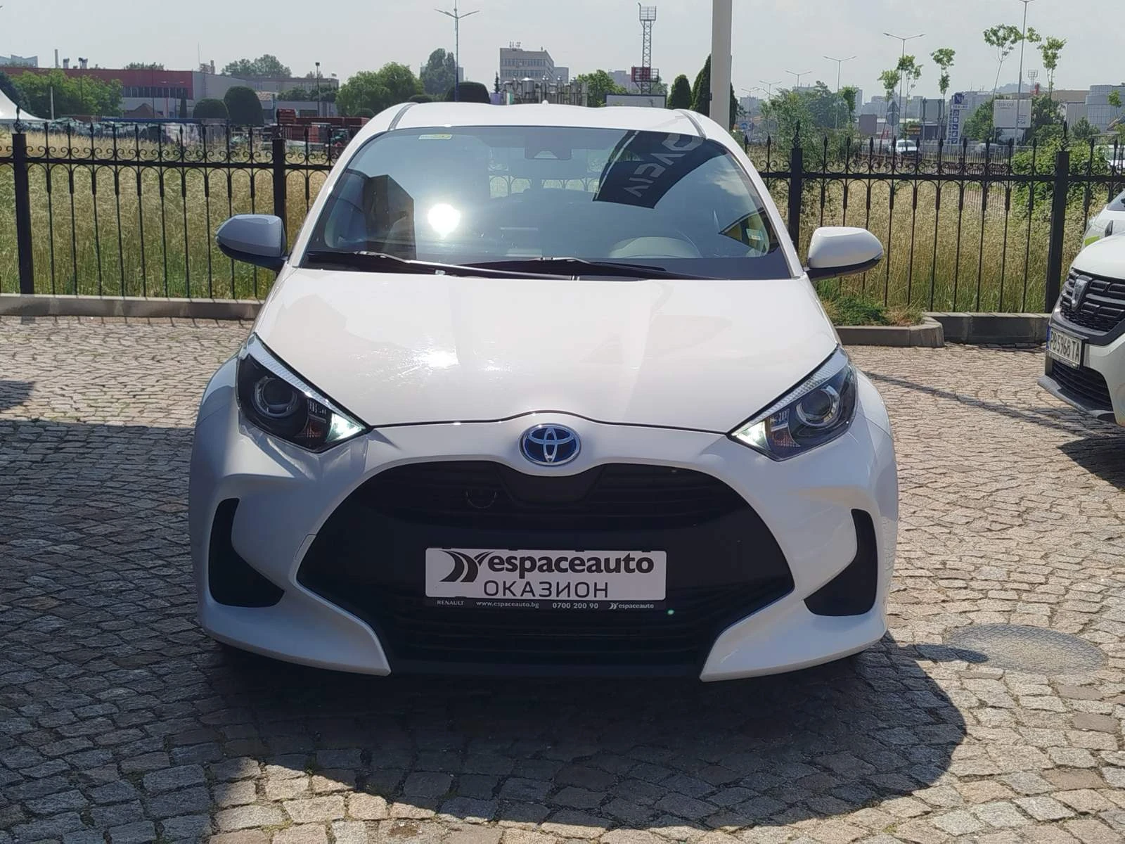 Toyota Yaris Hybird / 1.5 / 116 к.с. / e-CVT, снимка 2 - Автомобили и джипове - 54760754