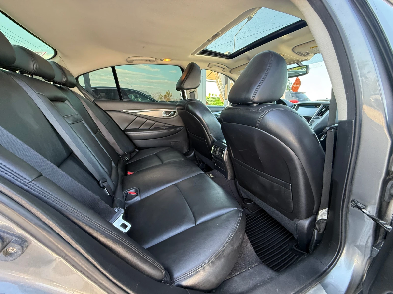 Infiniti Q50 ГАЗ-бензин* 4х4* КАСКО* , снимка 12 - Автомобили и джипове - 55224630