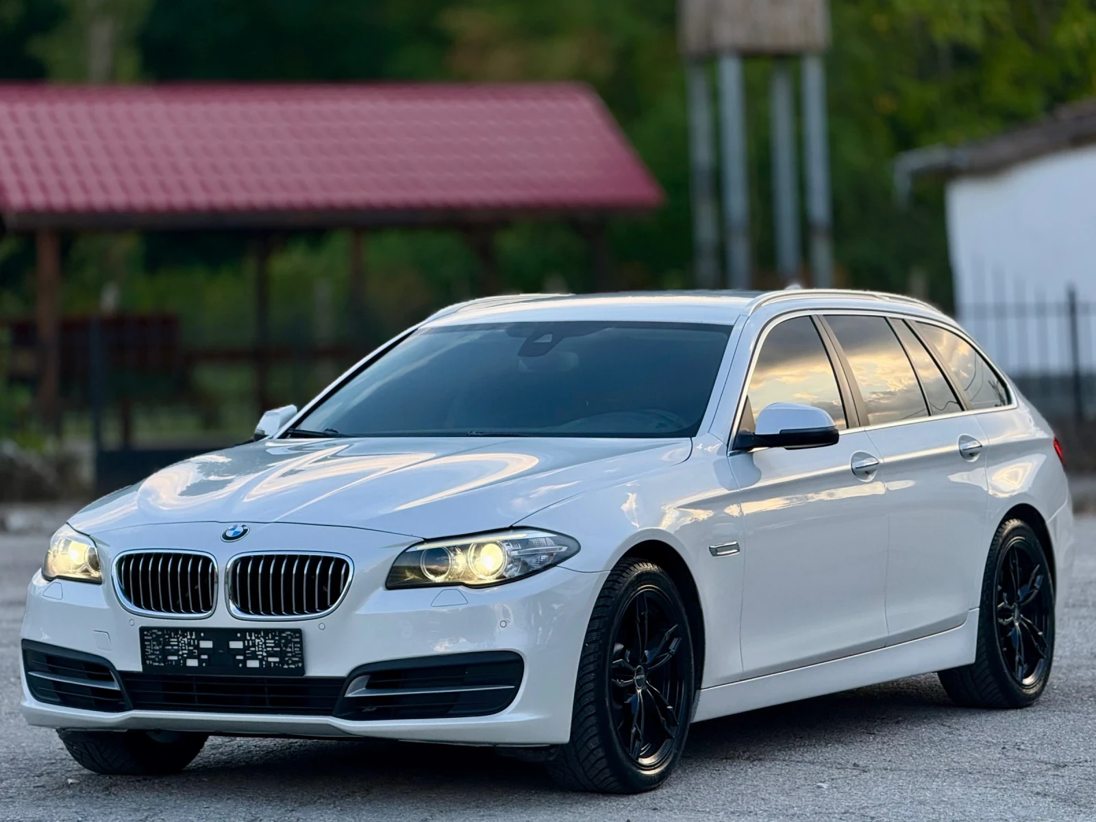 BMW 520 2.0* 190кс* Face* 