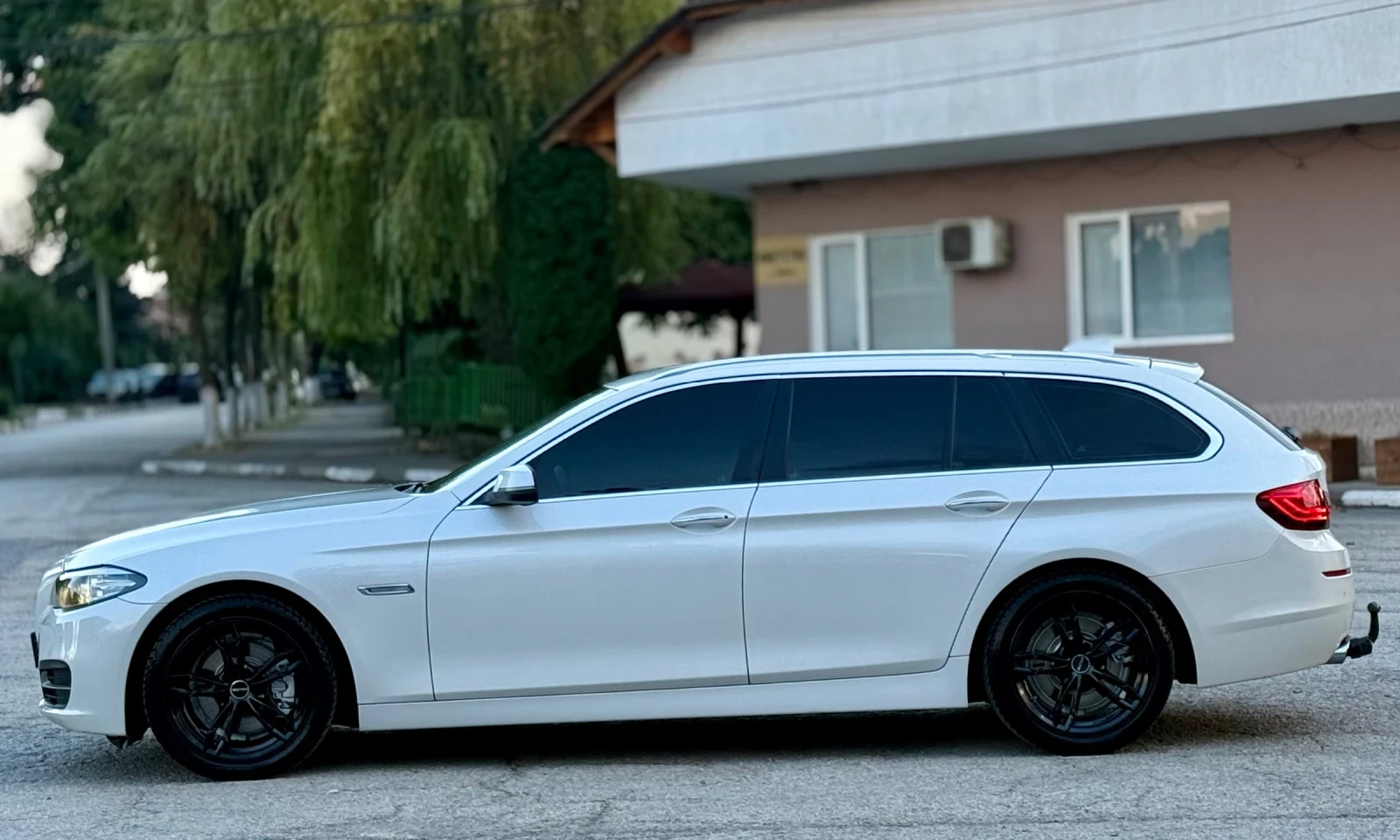 BMW 520 2.0* 190кс* Face* , снимка 8 - Автомобили и джипове - 55607145