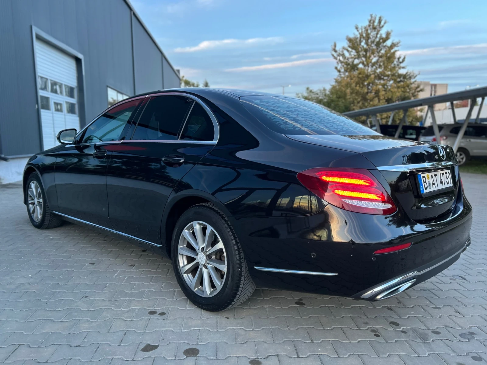 Mercedes-Benz E 220 LED E6 9G-Tronic ������ NAVI | Mobile.bg � ����������� 6