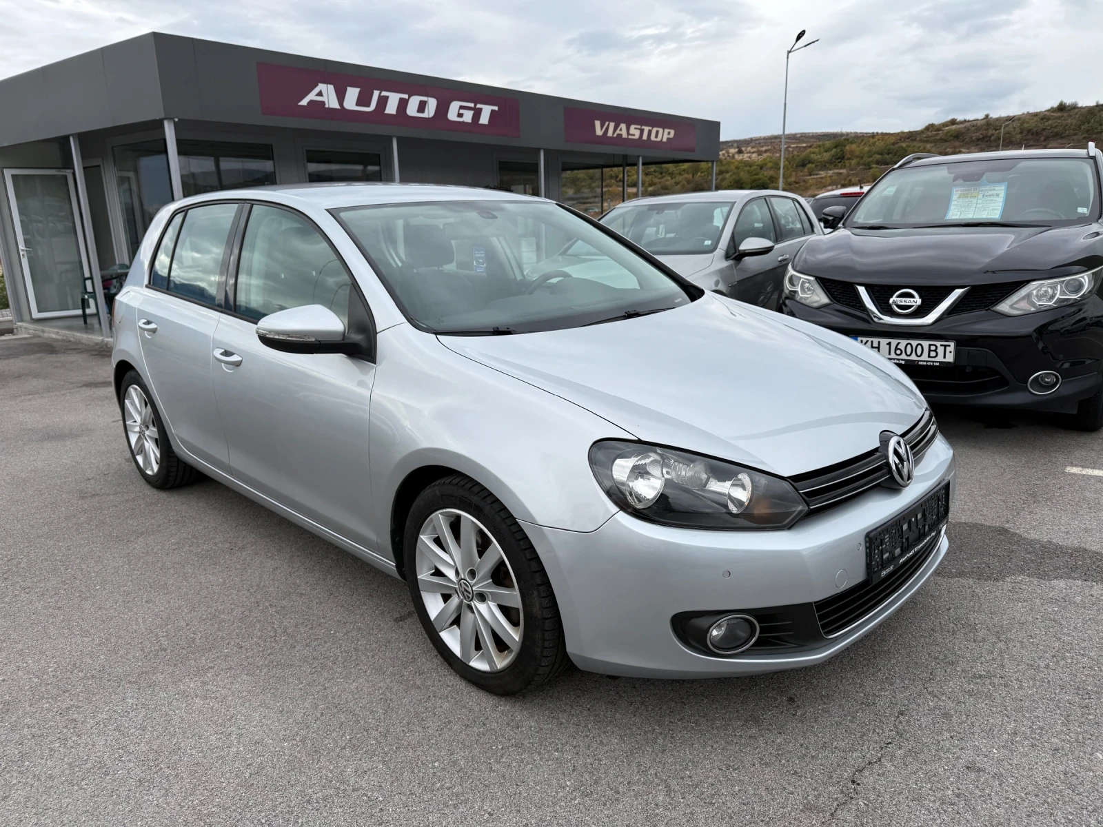 VW Golf 2.0 TDI Highline 4-Motion, снимка 2 - Автомобили и джипове - 56495760