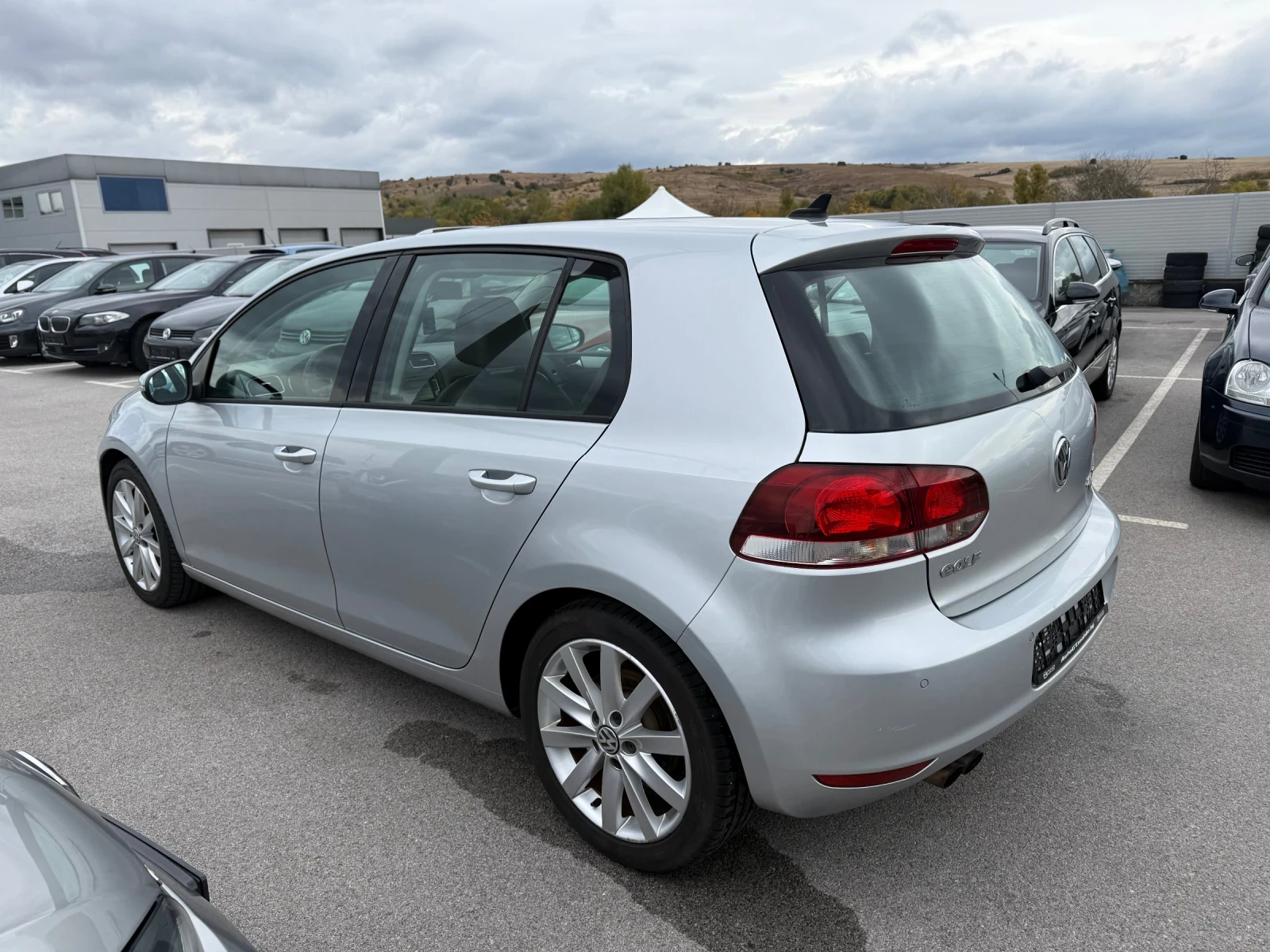 VW Golf 2.0 TDI Highline 4-Motion, снимка 5 - Автомобили и джипове - 56495760