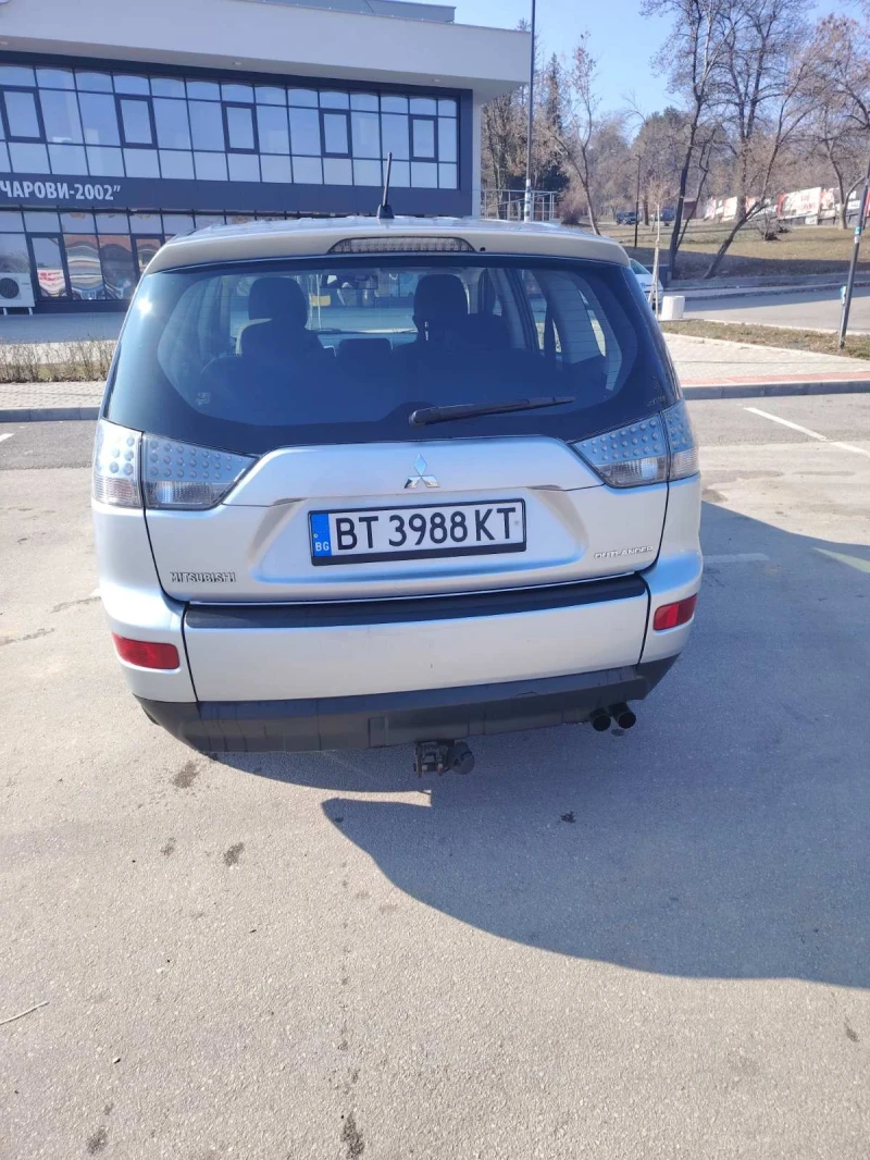 Mitsubishi Outlander, снимка 15 - Автомобили и джипове - 49080693