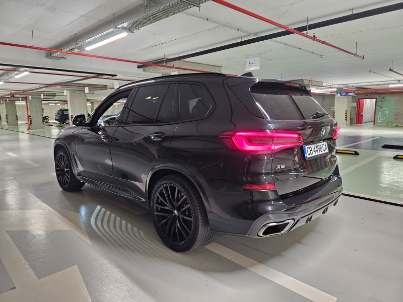 BMW X5 M50d / M Sport / Laser / Full / 22  / M CAR, снимка 5 - Автомобили и джипове - 46279311